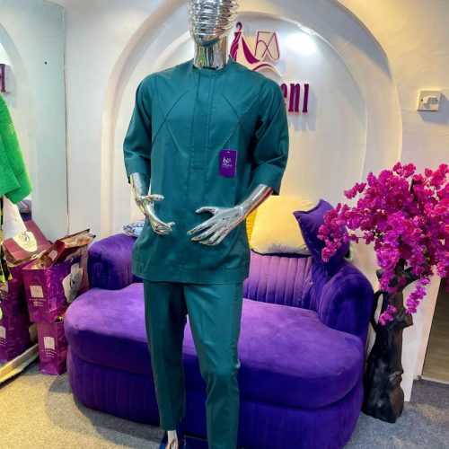 Simple Senator' Wears