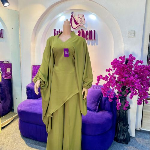 Simple Ready-to-Wear